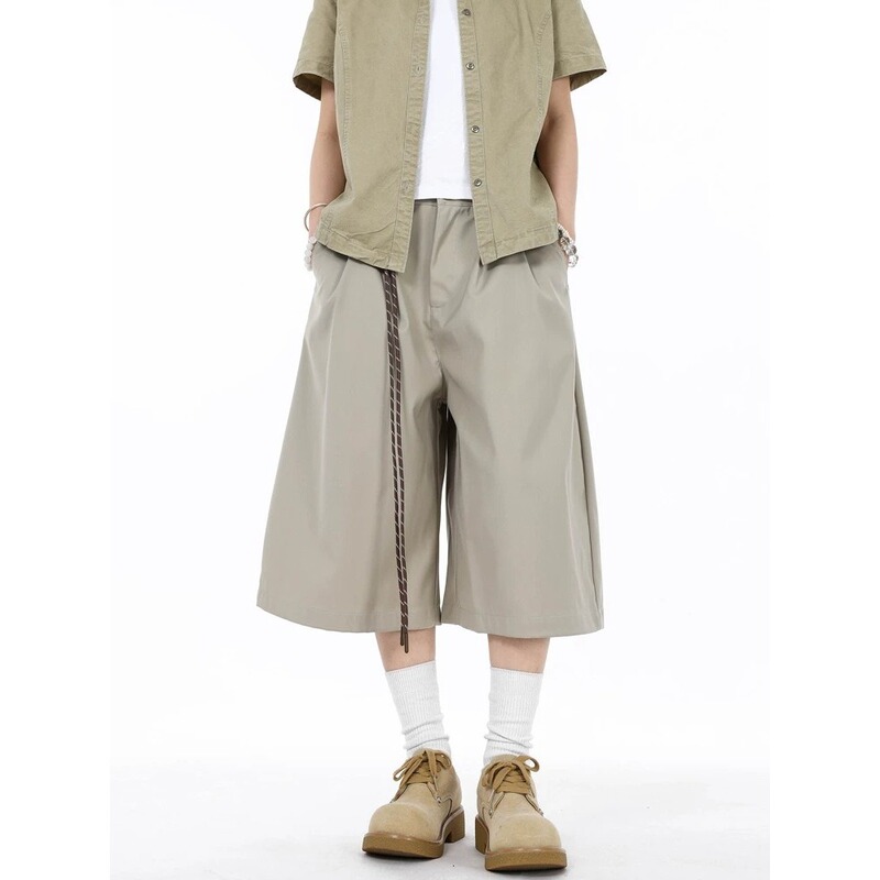 2026 Summer New American Retro Loose-Fitting Cropped Wide-Leg Pants for Men, Casual Drapey Straight-Leg Shorts with Drawstring Design 2026 Summer New American Retro Loose-Fitting Cropped Wide-Leg Pants for Men, Casual Drapey Straight-Leg Shorts with Drawstring Design