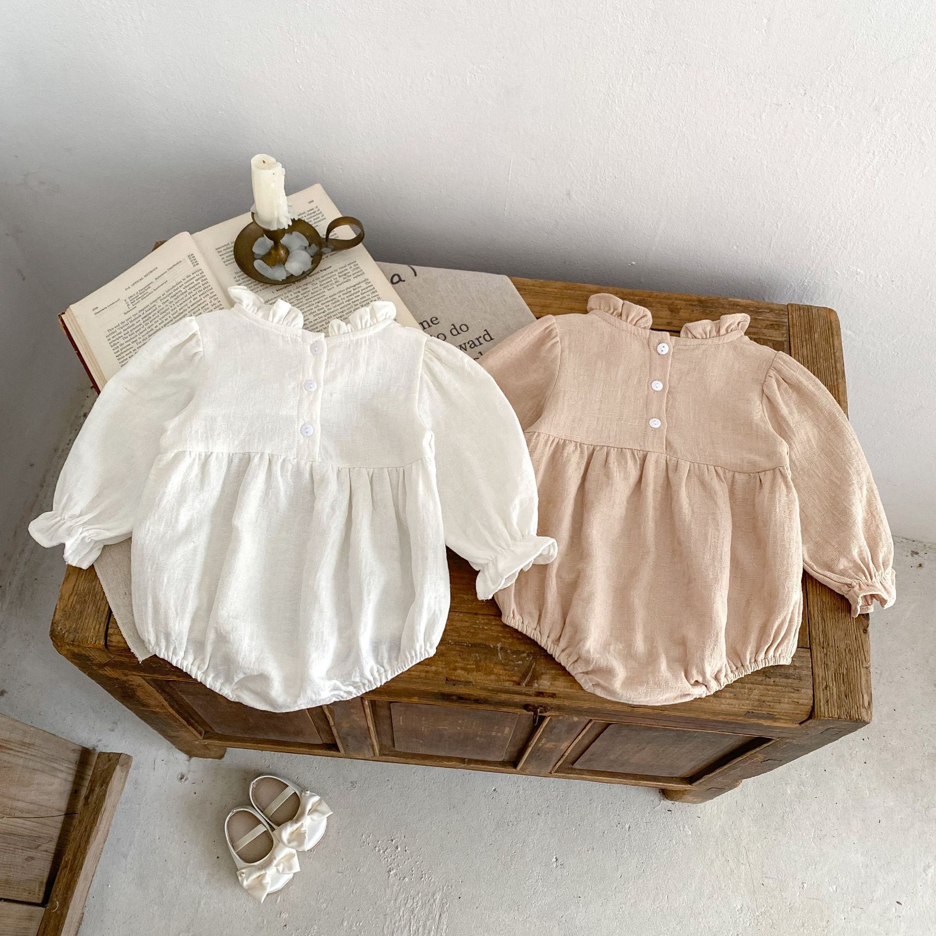 Ins2024 Autumn All Cotton New Girl Baby Long Sleeve Ha Yi Black Ear Collar Triangle Bag fart Crawler Clothes_voghion.com