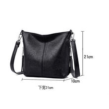 Ů��Ů�¿�r�Іμ��ܛƤ���e�ٴ�ŮʿС�����KˮͰ��