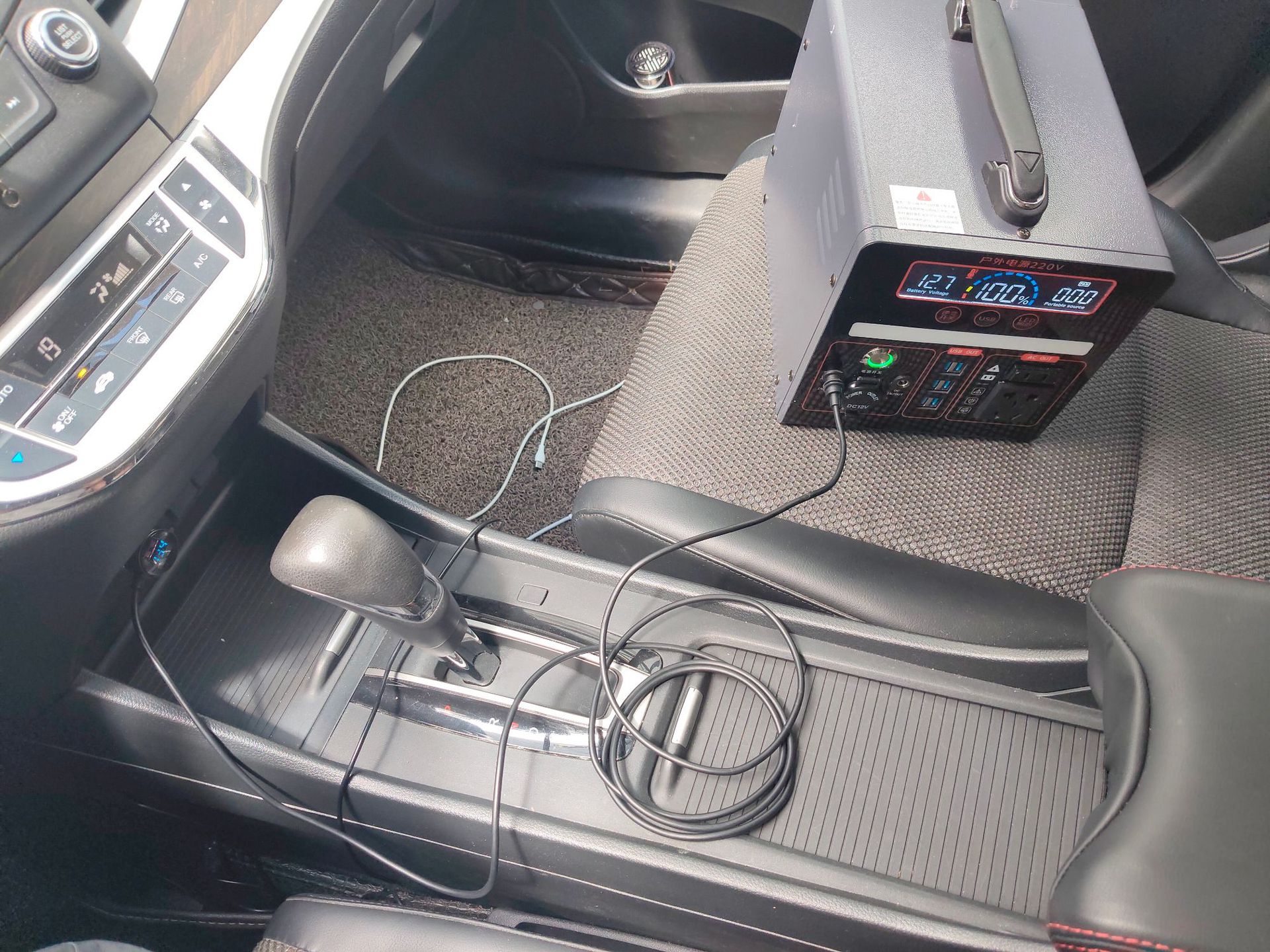 Cross-Border New Dc Car Charger Mini Digital Display Car Charger Suitable for Fourth Generation Mini Car Charger One to Three