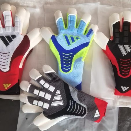 Football goalkeeper gloves for adults and children, latex non-slip wear-resistant training and competition gloves