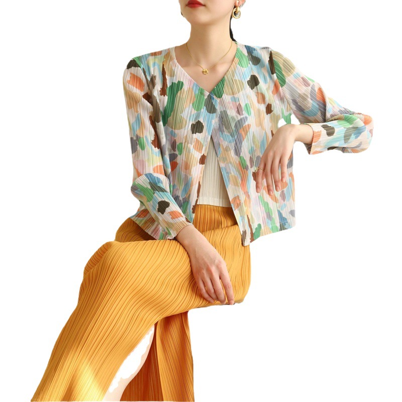 Contador de calidad 2022 otoño y primavera de alta gama plisada moda impresa cardigan versátil casual abrigo corto plisado