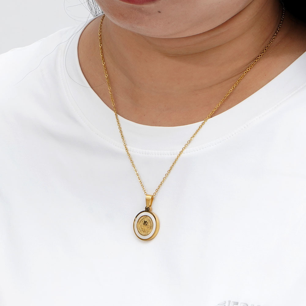 304 Stainless Steel Pendant Material Shell Inlay Material Real Gold Plated Geometric Round 304 Stainless Steel Elegant Religion Waterproof Non Tarnish Titanium Steel Pendant Necklace