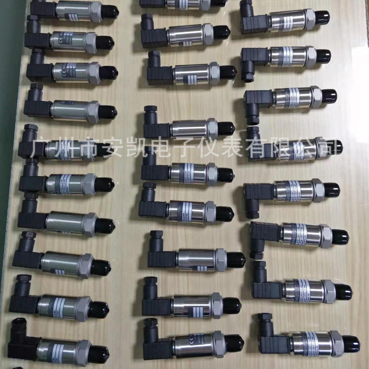 M5156-C2547U-010BG美国精量压力变送器 现货秒发