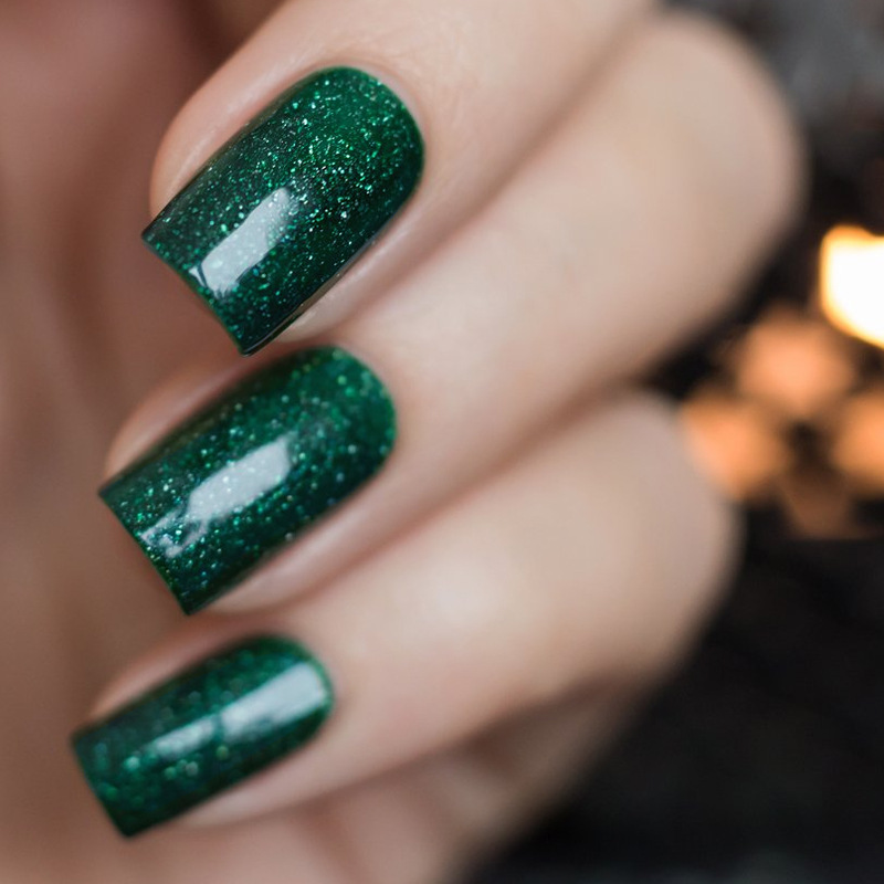 Christmas simple fashion wear nail mid-length flash green shiny nail with glitter pink fake nails wholesale