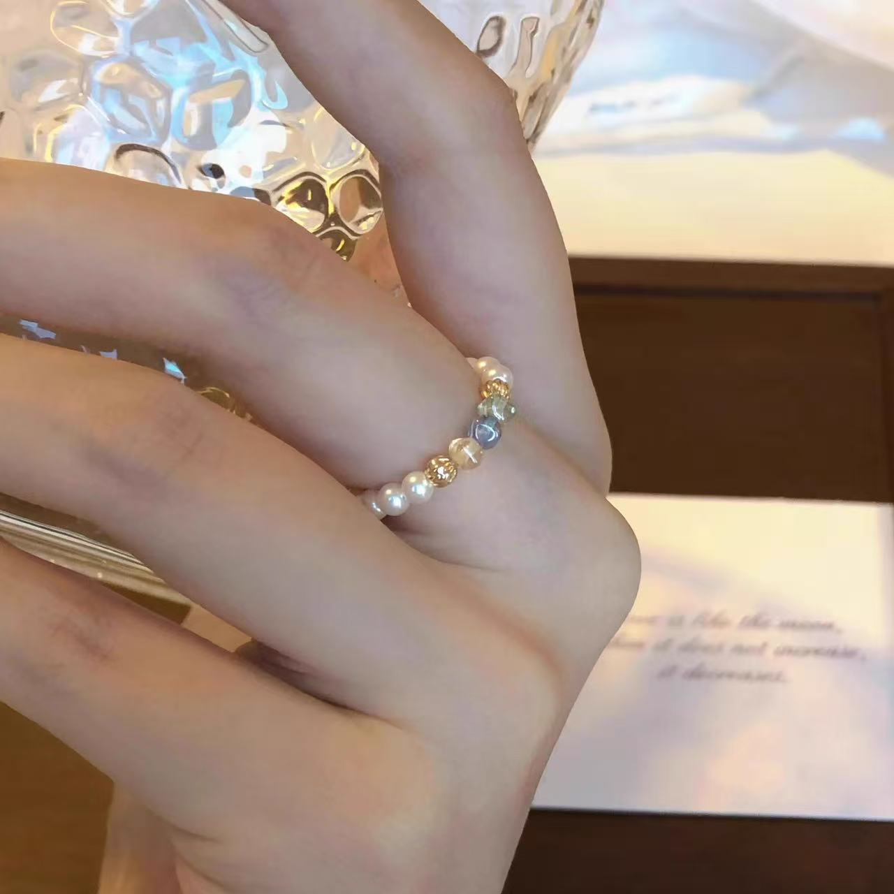 Colorful Czech Beads, Round and High-Gloss Rings for Women, Light Luxury and High-End Feel