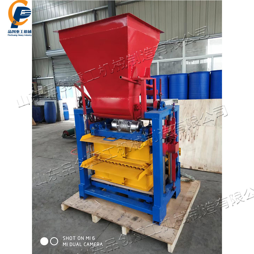 小型水泥制砖机 半自动马路花砖空心砖面包砖压砖设备 移动制砖机