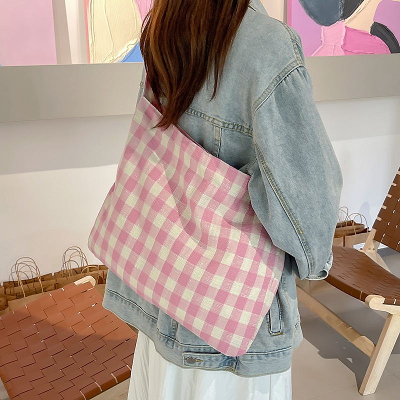 핑크 격자 무늬