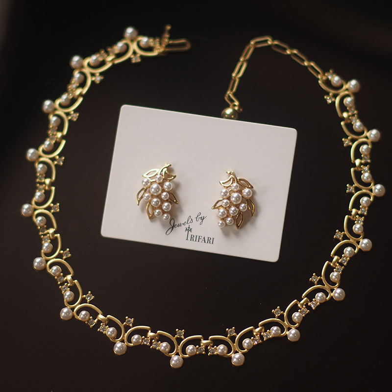 French Monet Monet Vintage Pearl Earrings Trifari Cuifali Middle Vintage Ear Clip Necklace