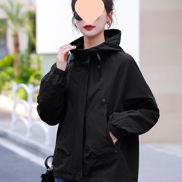 Autumn Women's Jacket 2026 New Fashion Loose Casual Versatile Jacket Stylish Hooded Short Windbreaker