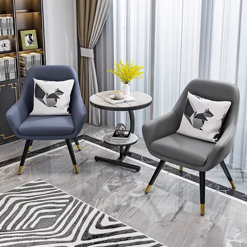 Mesa de té de balcón una mesa, dos sillas, tres juegos de mesas y sillas al aire libre, mesas de té de ocio, mesas redondas, sofá.