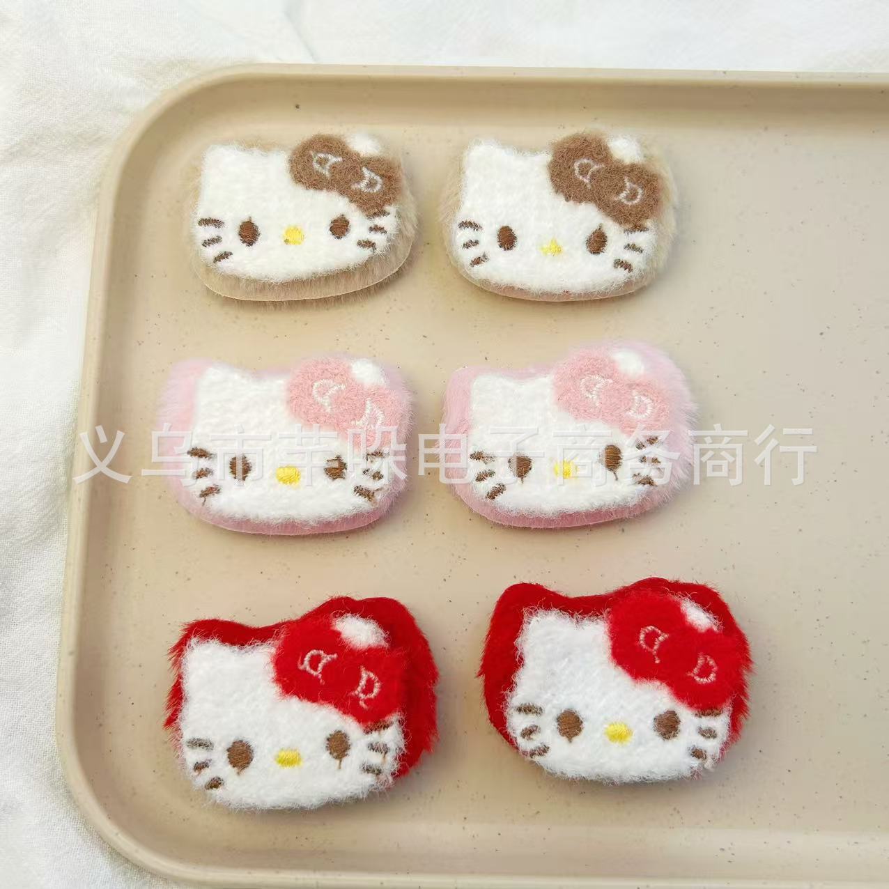 귀여운 봉제 kt 고양이 스카프 장갑 의류 액세서리 diy 달콤한 머리핀 휴대 전화 쉘 장식 신발 및 양말 액세서리 도매