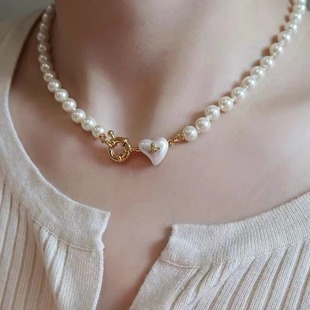 Natural freshwater pearl necklace light luxury temperament love buckle clasp chain versatile fashion pearl jewelry necklace wholesale