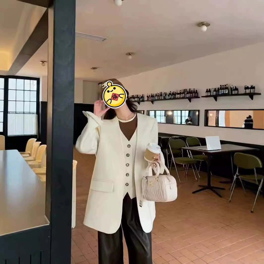 2024 новый двухсторонний шерстяной пальто женский короткий корейский свободный костюм поддельные два шерстяные пальто