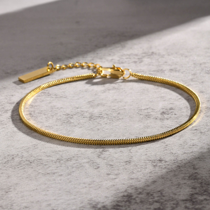 European and American Explosions Stainless Steel Square Snake Bone Chain Women's Simple Thin Bracelet Men's Engraving Couple Bracelet 18K Gold European and American Explosions Stainless Steel Square Snake Bone Chain Women's Simple Thin Bracelet Men's Engraving Couple Bracelet 18K Gold