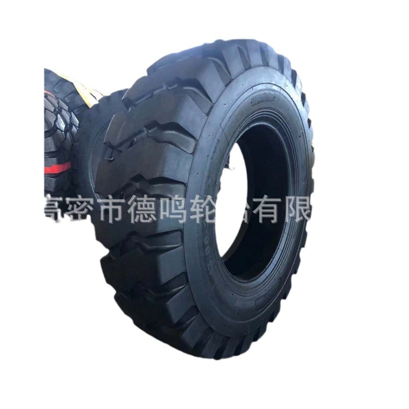 Suministro de neumáticos para minería de superficie lisa 18.00-25, neumáticos para maquinaria de construcción 1800-25, neumáticos para grúas portuarias.