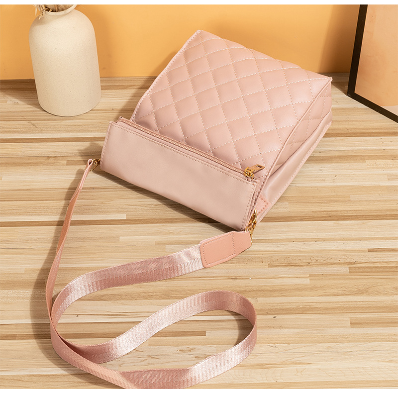 Pu Leather Material Solid Color Pattern All Seasons Season Women's Pu Leather Solid Color Classic Style Streetwear Square Zipper Crossbody Bag