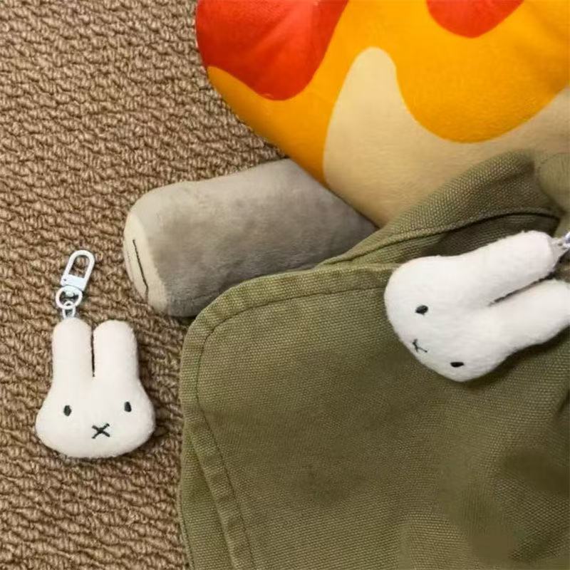 Pequeño libro rojo con Miffy conejo colgante de peluche bolsos colgantes lindos dibujos animados muñecas regalos