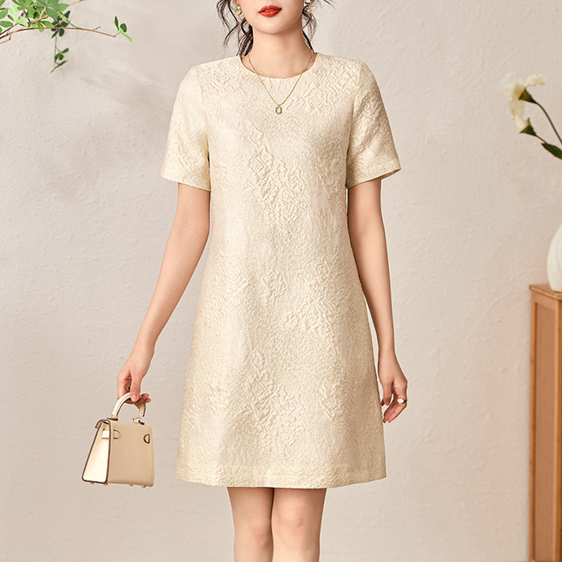 Đầm suông nữ midi tay ngắn mùa hè — 2303208 - Xanh lục nhạt chi tiết 2