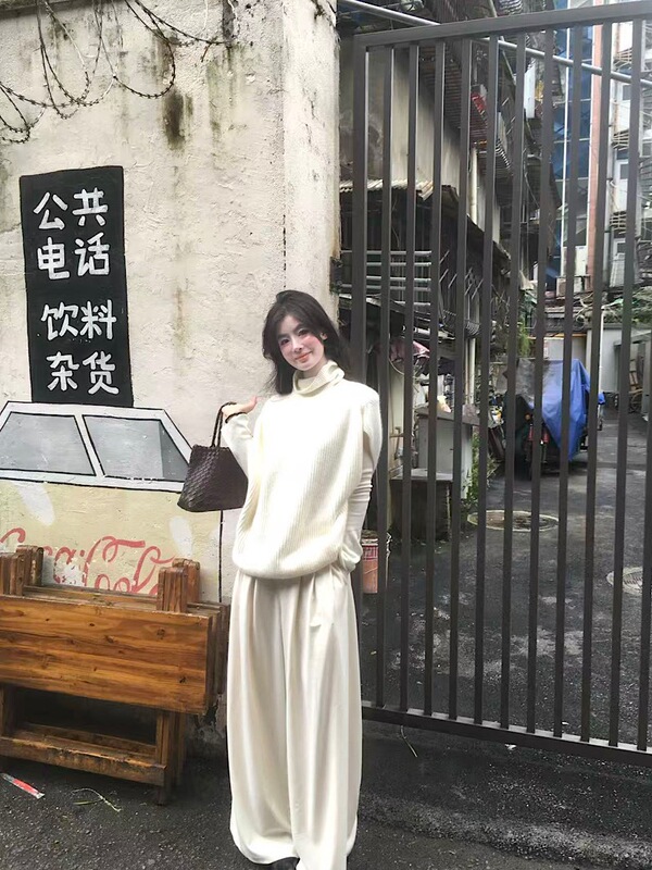 Gentle Style, Relaxed Feel, High-Neck Knitted Vest for Women, 2025 New Casual Wide-Leg Pants Set