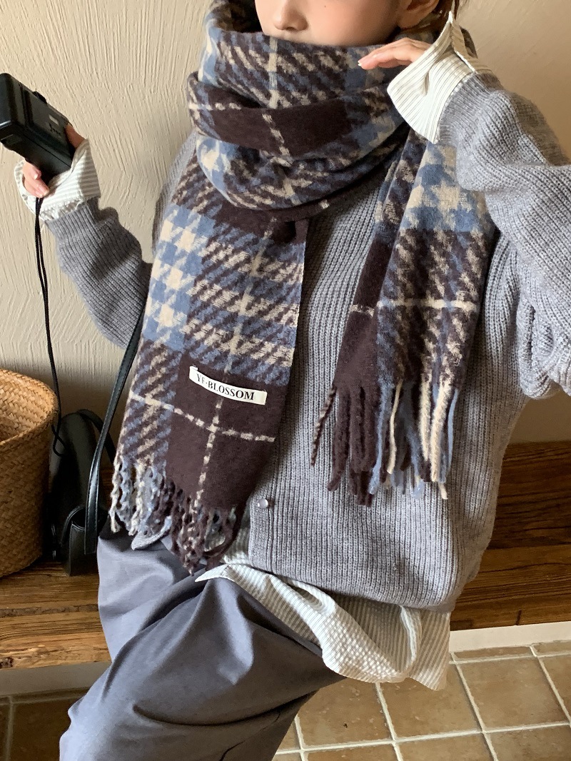Women's Cashmere Scarf In Retro Blue Thousand Bird Grid Pattern_voghion.com