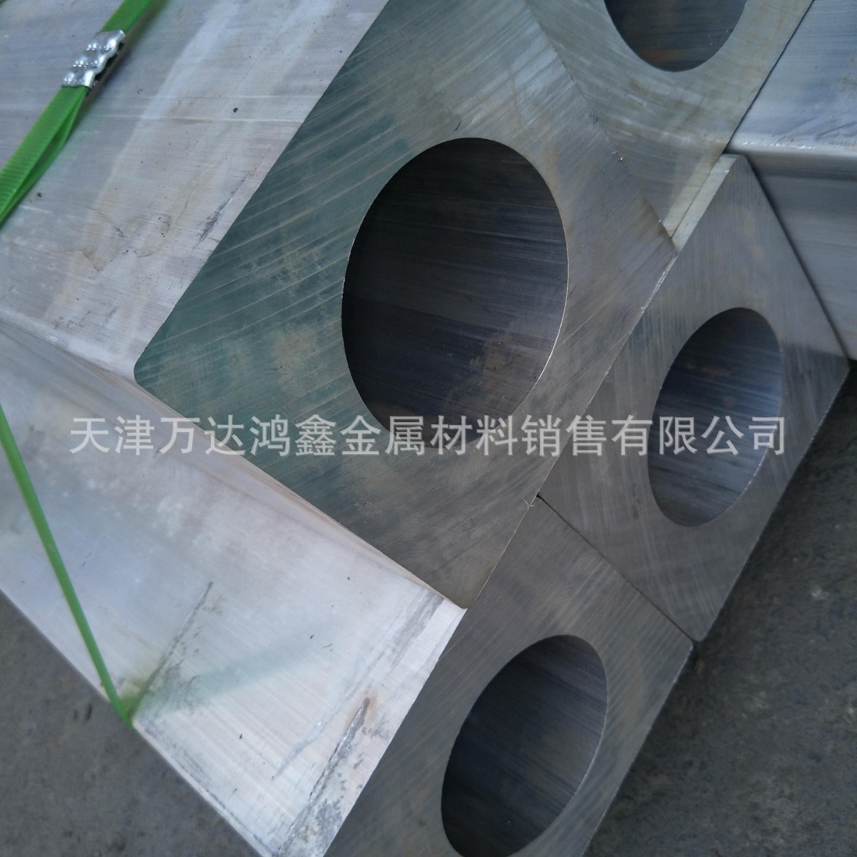 供应外方内圆铝合金型材，1寸穿线铝管，大口径厚壁铝管厂家