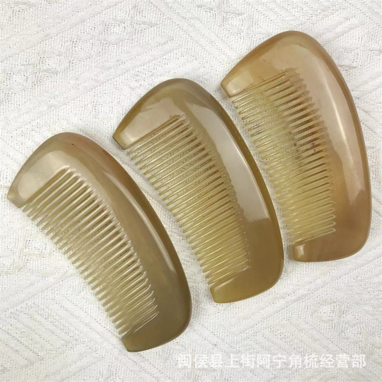 Horn Comb Thickened Fine Teeth Massage Comb 12cm Portable Purse Comb Gift Comb overview