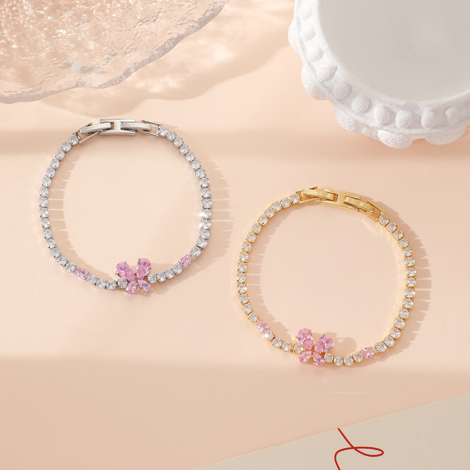 7g Weight Copper Pendant Material Zircon Inlay Material Bracelets Classification Copper Chain Material 1 Piece Quantity Casual, Daily Occasion Copper Material Heart Shape, Bow Knot Pattern Women's Gender Plating, Inlay Design Sweet Style Pink, Gold, Silver Color Copper Plating Inlay Heart Shape Bow Knot Zircon Bracelets 3