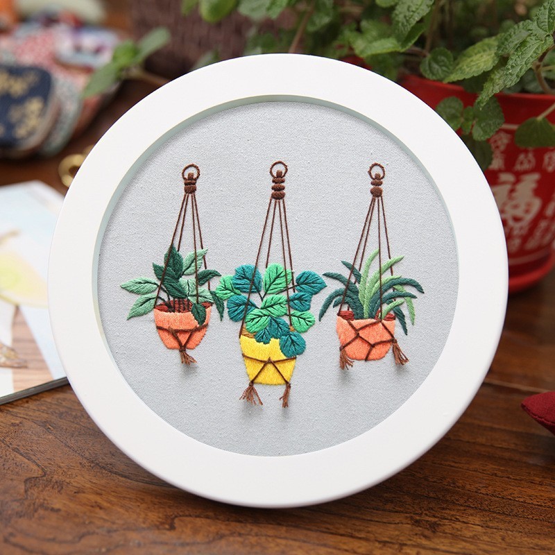 Serie de guirlandas de plumas europeas pinturas colgantes hechas a mano DIY material de bordado paquete de bordado cruzado estudio creativo Lu bordado pinturas colgantes