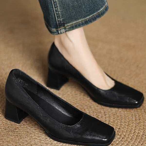 New style flat-soled soft-bottom shoes for commuting, suitable for all seasons, square-toed, low-cut, comfortable granny shoes for women, breathable and suitable for work New style flat-soled soft-bottom shoes for commuting, suitable for all seasons, square-toed, low-cut, comfortable granny shoes for women, breathable and suitable for work