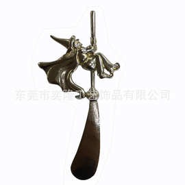 万圣节巫婆造型奶酪刀 鬼节系列锌合金蝙蝠骷髅幽灵形状牛油抹刀