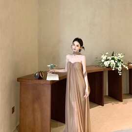 超仙氛围感A字裙法式优雅气质露背网纱抹胸长裙性感透视连衣裙女