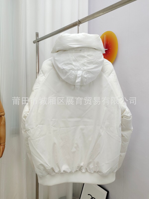 2026 Winter New Product Canada Goose Paradigm Series Chilliwack Bomber Jacket Model 2056 2026 Winter New Product Canada Goose Paradigm Series Chilliwack Bomber Jacket Model 2056