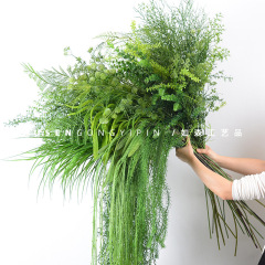 結婚式の森の緑の花、葉、結婚式場の装飾、地面の花、造花、緑の植物、アシ草、造花