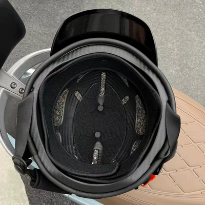 sunscreen universal safety helmet for men — Motosiklet kaskı (dəbilqə)