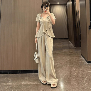 200���aŮ�b��ɫ���b����+�Lѝ�ɼ���Ů΢��mm���ļ�����һ����