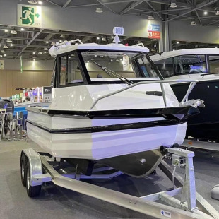 Qingdao factory direct supply 6.5 m domestic certificate application aluminum alloy boat supporting radar fish detection system fishing boat