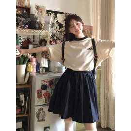 新款休闲学生少女短袖上衣黑色短裙宽松显瘦减龄两件套