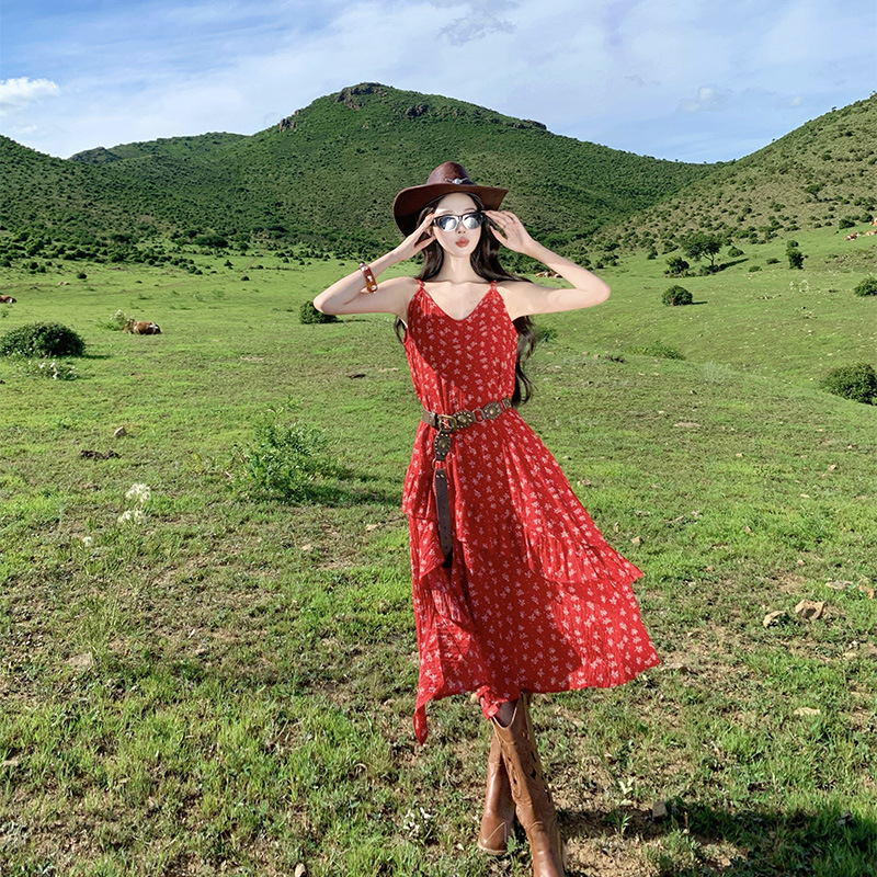 波西米亚红色碎花连衣裙女夏海边度假开叉吊带裙新疆草原旅游穿搭|undefined