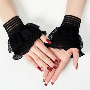 Lace hand sleeve Lolita girl wrist flower decoration Japanese soft girl clothing cuff hot girl sweet hand sleeve