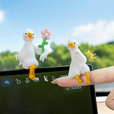 Car ornaments: white goose car