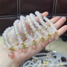 ��Ȼ��֦����ɫ������Ů����p�tˮ���ҵ�������С�����ִ�ֱ��