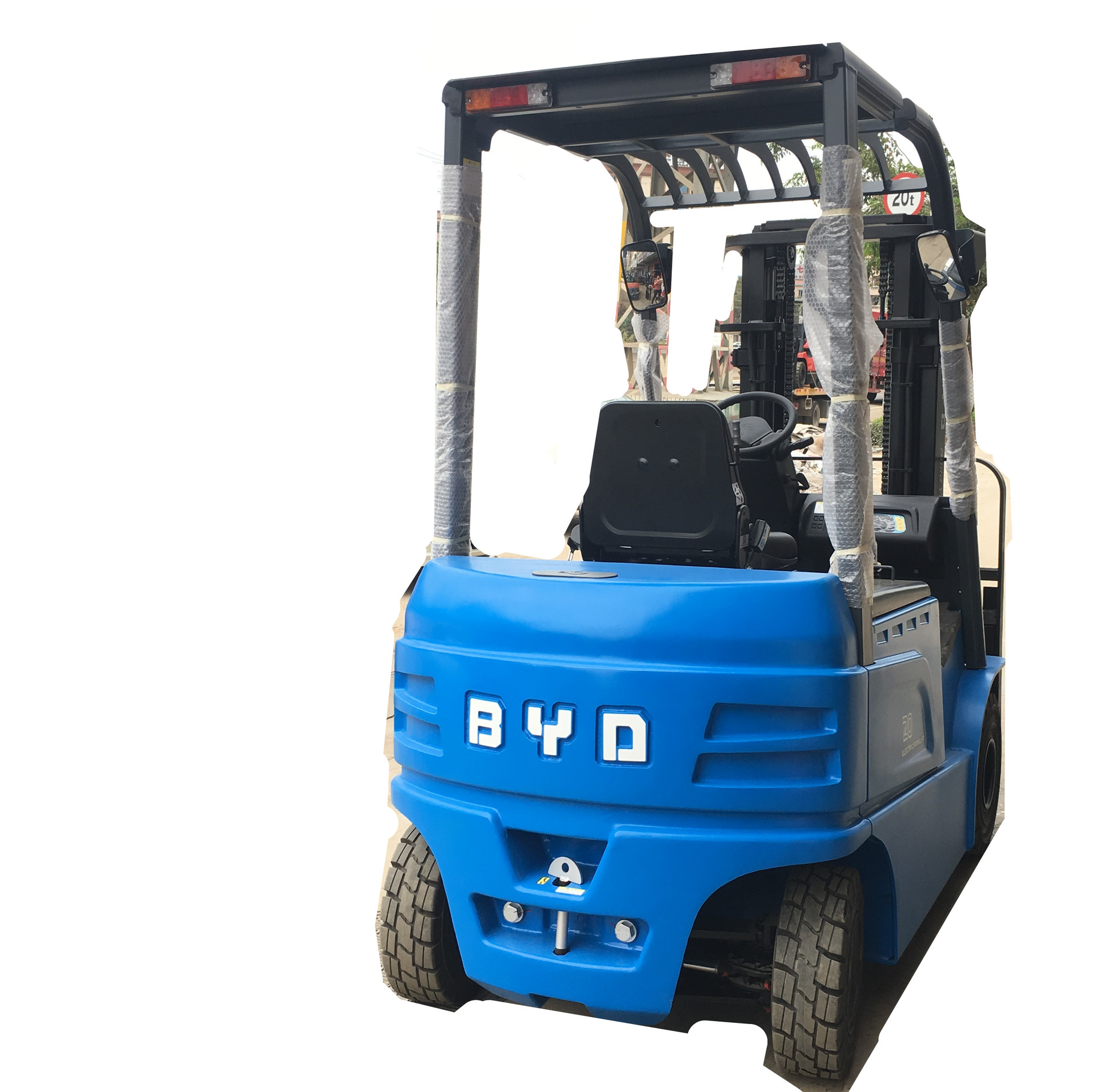 ２吨全新比亚迪锂电池平衡重式四轮电动叉车两节自由提升门架叉车