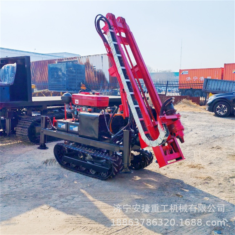 可进庭院光伏地钉钻机 小型履带光伏打桩机 拧地螺丝液压螺旋钻机