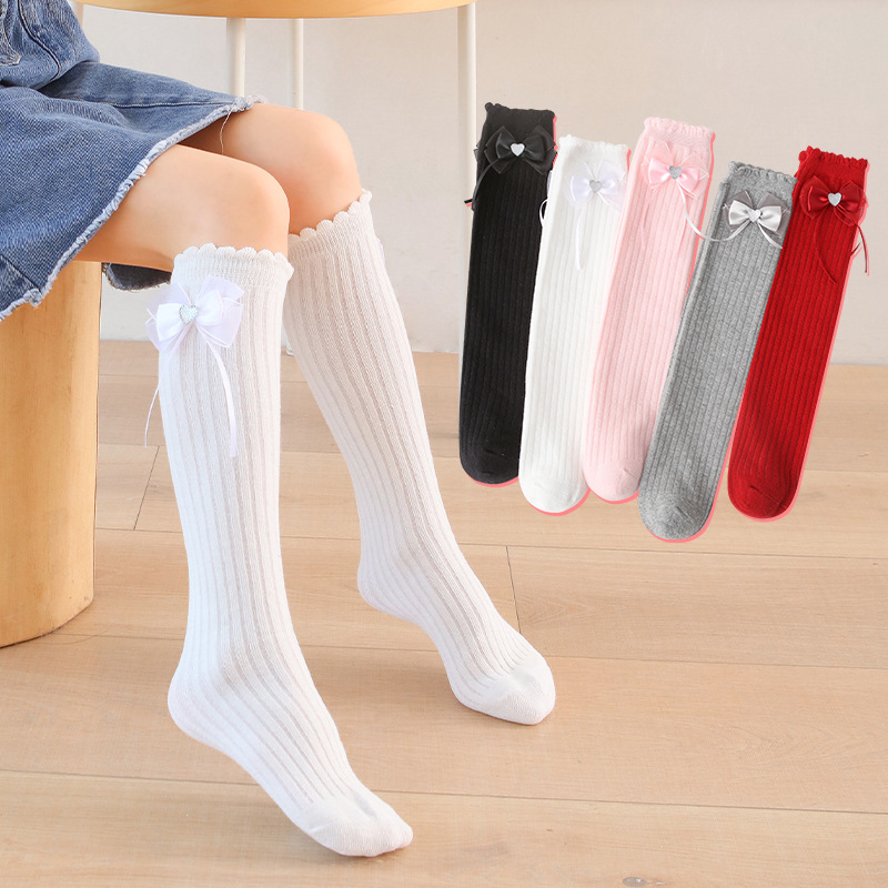 Autumn children's socks with bow
