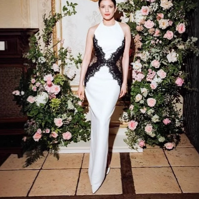 2025新款跨境女装性感挂脖拼接长裙露背名媛风修身蕾丝欧美连衣裙