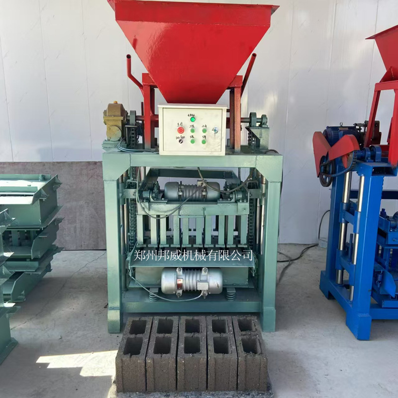 4-35B型半自动带料斗混凝土砌块砖机生产线操作简便家用建筑制砖