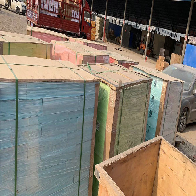 787*1092MM库存现货蓝色色卡纸 多色彩胶纸