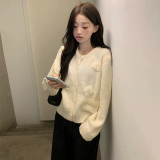 韩国chic冬季新款韩系甜美立体花朵针织开衫宽松休闲毛衣女27331