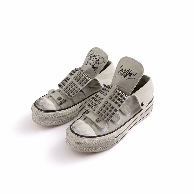 Punk Rivet-Decorated Graffiti Lace-Up Velcro Canvas Shoes for Women, Versatile Millennial Retro Sneakers